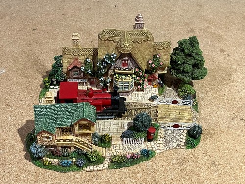 Leonardo hillside station - hillside,
